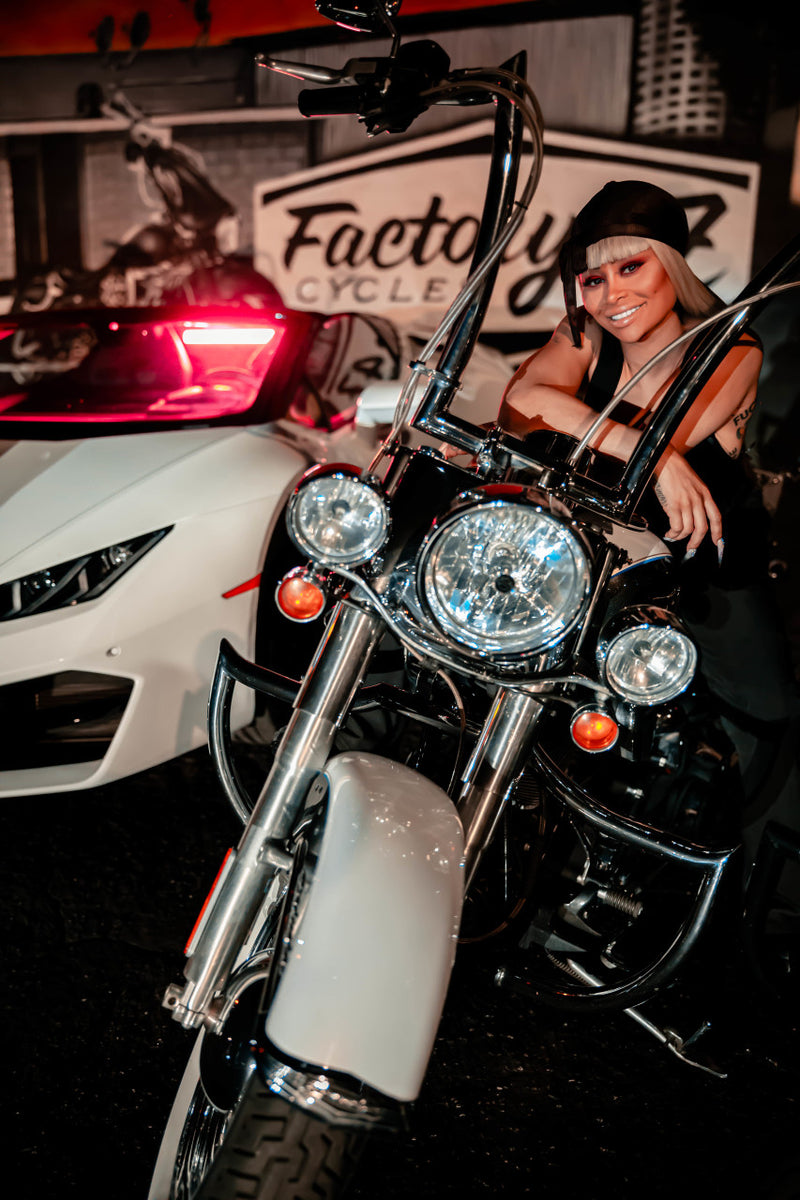 Factory 47 Maddogger 18" Chrome