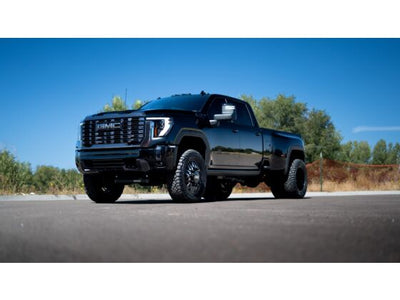 Cognito 4-Inch Elite Lift Kit with King 2.5 Reservoir Shocks for 20-25 Silverado/Sierra 2500/3500 2WD/4WD