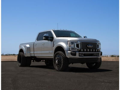 Cognito 2-inch Performance Leveling Kit with Fox PS 2.0 IFP Shocks for 17-24 Ford Super Duty F-450 Trucks