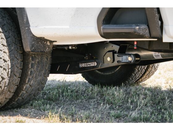 Cognito SM Series LDG Traction Bar Kit For 20-25 Silverado/Sierra 2500/3500 2WD/4WD with 0-4.0-Inch Rear Lift Height