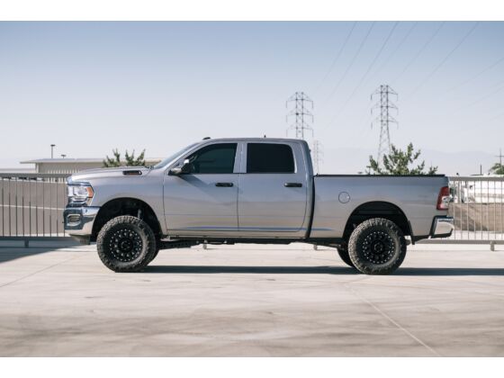 Cognito 3-Inch Performance Leveling Kit With Fox PS 2.0 IFP Shocks for 14-25 RAM 2500 4WD