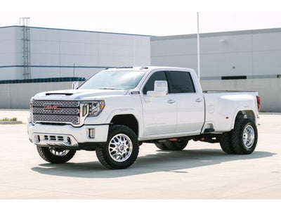 Cognito 3-Inch Elite Leveling Kit with King 2.5 Reservoir Shocks for 20-25 Silverado/Sierra 2500/3500 2WD/4WD