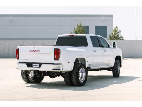Cognito 3-Inch Elite Leveling Kit with King 2.5 Reservoir Shocks for 20-25 Silverado/Sierra 2500/3500 2WD/4WD