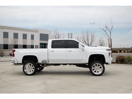 Cognito 7-Inch Performance Lift Kit with Fox PSRR 2.0 Shocks For 20-25 Silverado/Sierra 2500/3500 2WD/4WD