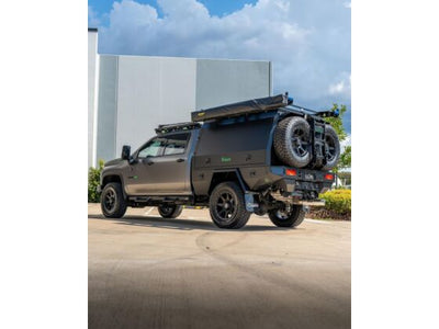 Cognito 4-Inch Elite Lift Kit with King 2.5 Reservoir Shocks for 20-25 Silverado/Sierra 2500/3500 2WD/4WD